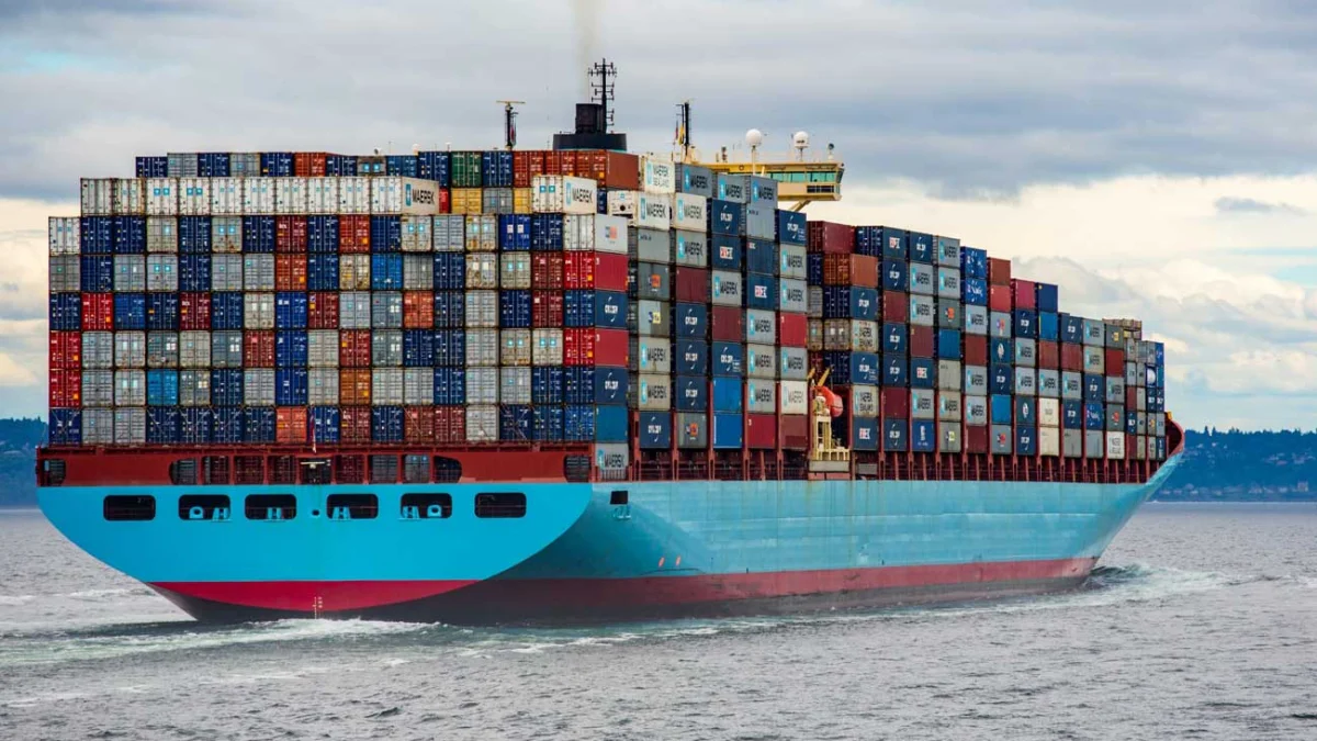حمل دریایی چین به دبی چگونه انجام می‌شود؟